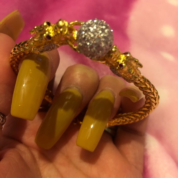 18k gold plated dragon 🐉 custom bracelet - Picture 2 of 5